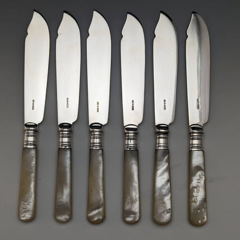 1930年左右英國復古白蝴蝶貝柄魚餐具12對套裝盒裝